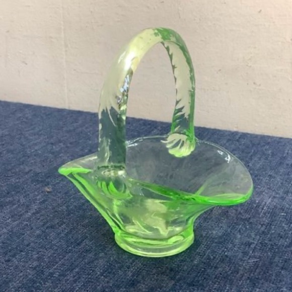 Tiffin Other - Vintage Uranium Tiffin Glass Basket